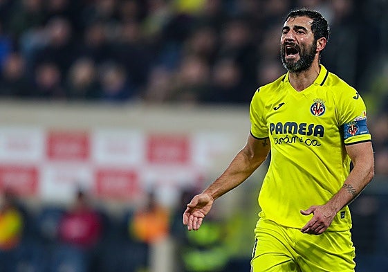 Raúl Albiol exjugador del Villarreal