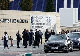 FOTOS | La Policía blinda la Ciudad de las Artes y las Ciencias