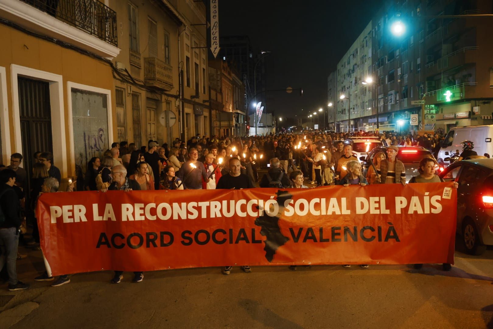 FOTOS | Homenaje en Catarroja a las víctimas de la dana en el primer aniversario de la catástrofe