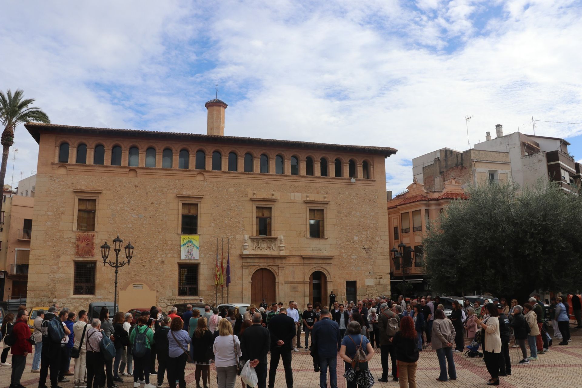 Minuto de silencio en Lliria.
