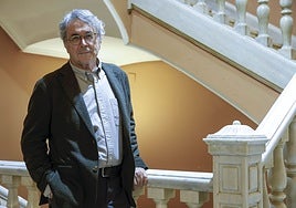 El escritor Andrés Trapiello en el Casino de Agricultur, donde presentó el libro 'Próspero viento'.