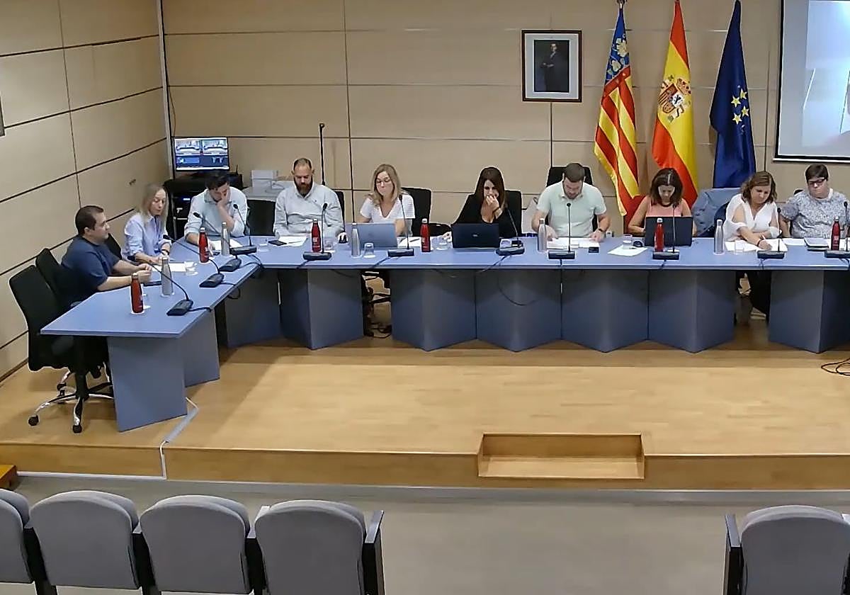 Pleno extraordinario en la Pobla de Farnals.
