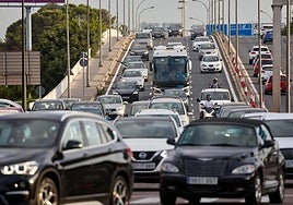 Tráfico en la entrada sur de Valencia.