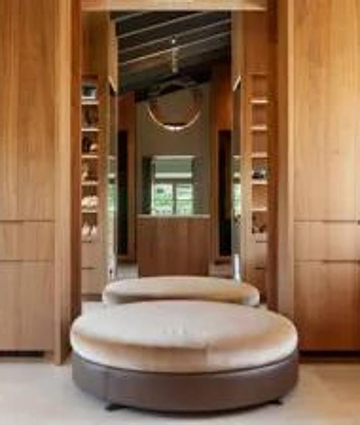 Imagen secundaria 2 - Así son las viviendas más caras de España y de la Comunitat: tres plantas, piscina, nueve habitaciones y once baños