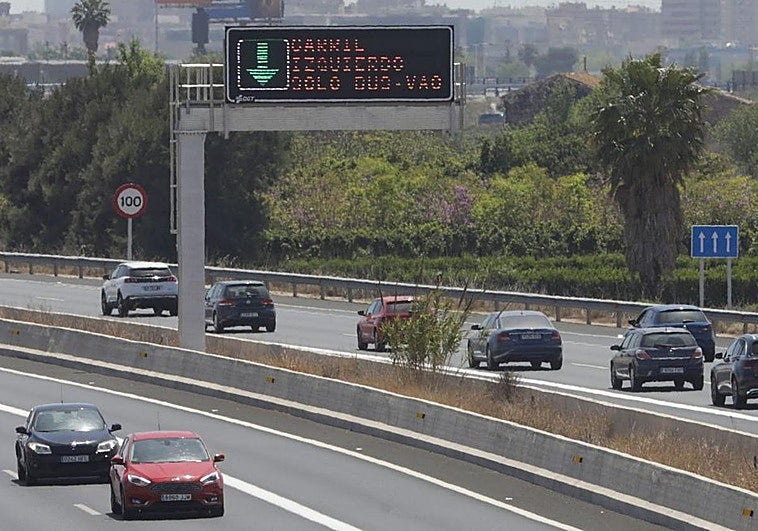 Un carril Bus-VAO, en imagen de archivo.