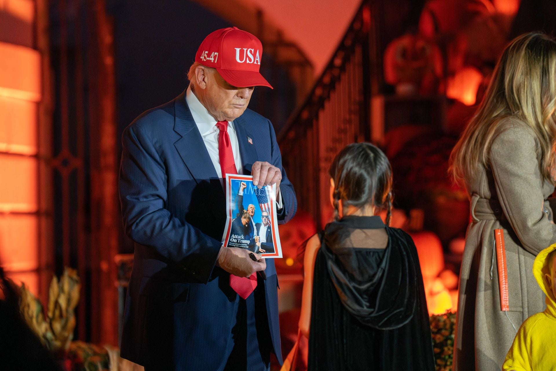 Donald y Melania Trump celebra Halloween por todo lo alto en la Casa Blanca
