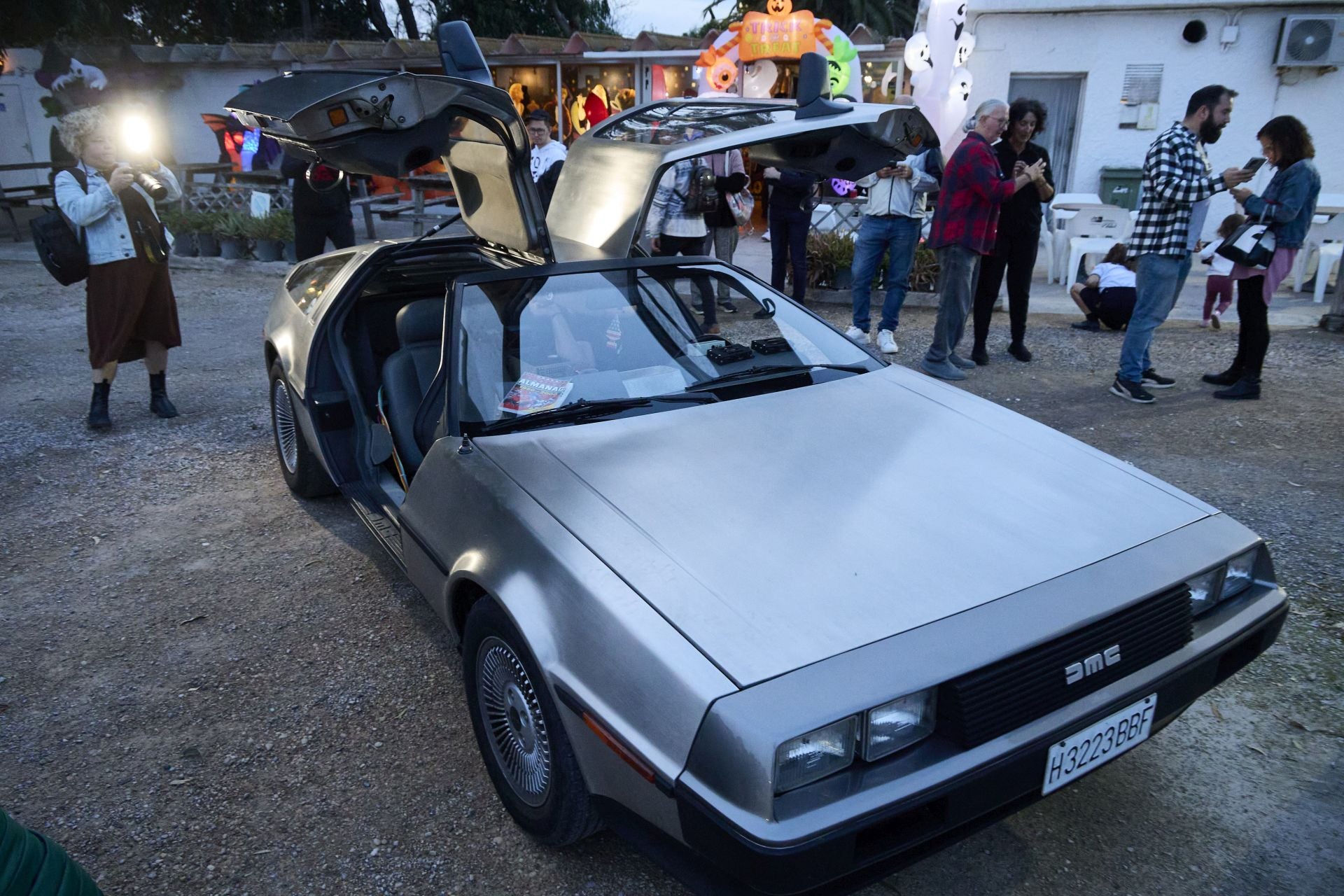 Valencia disfruta del Delorean de la icónica trilogía de &#039;Regreso al futuro&#039;