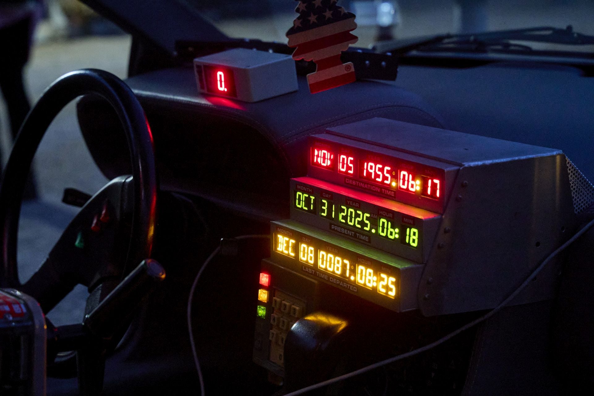 Valencia disfruta del Delorean de la icónica trilogía de &#039;Regreso al futuro&#039;