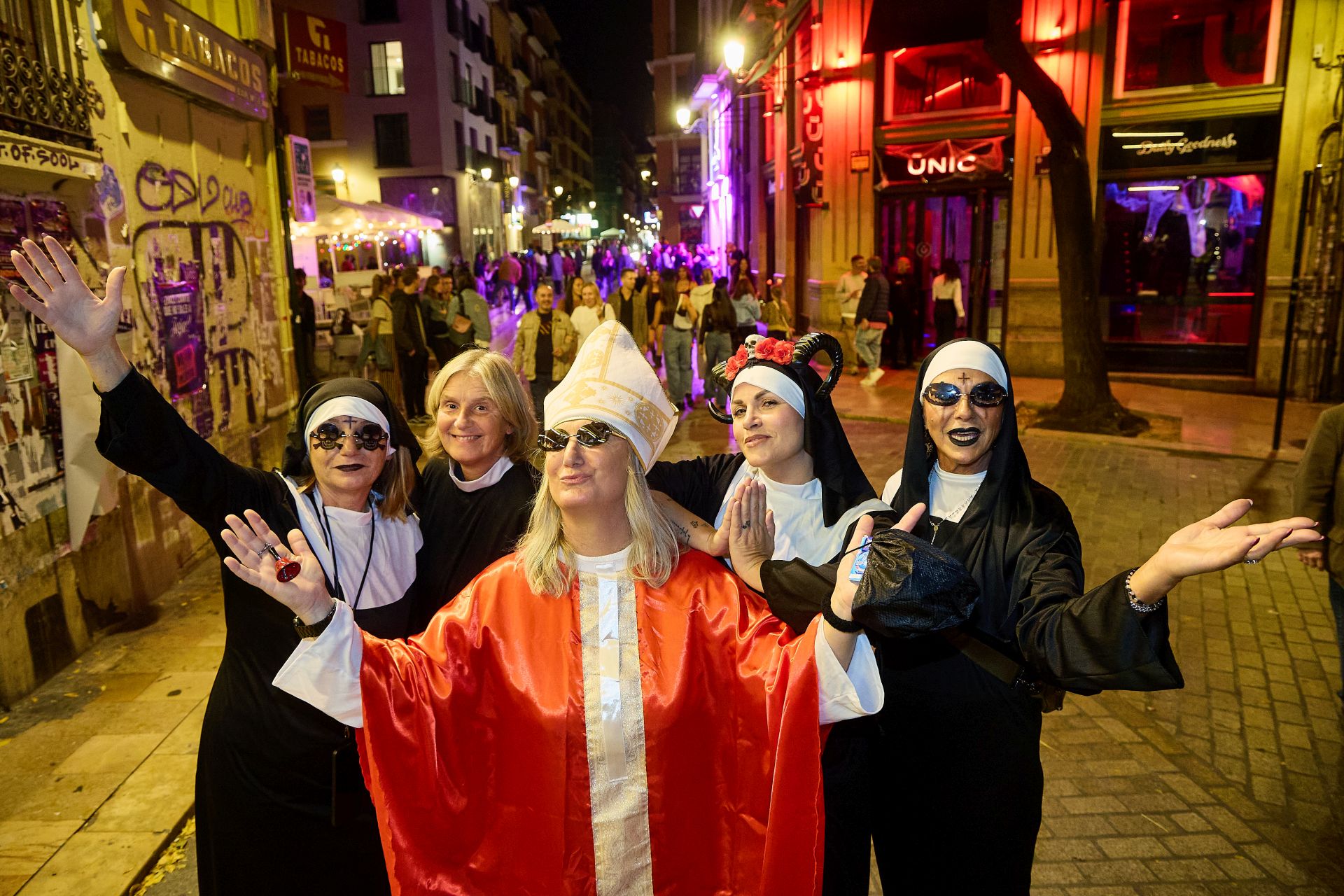 Valencia disfruta de Halloween en la noche más terrorífica del año