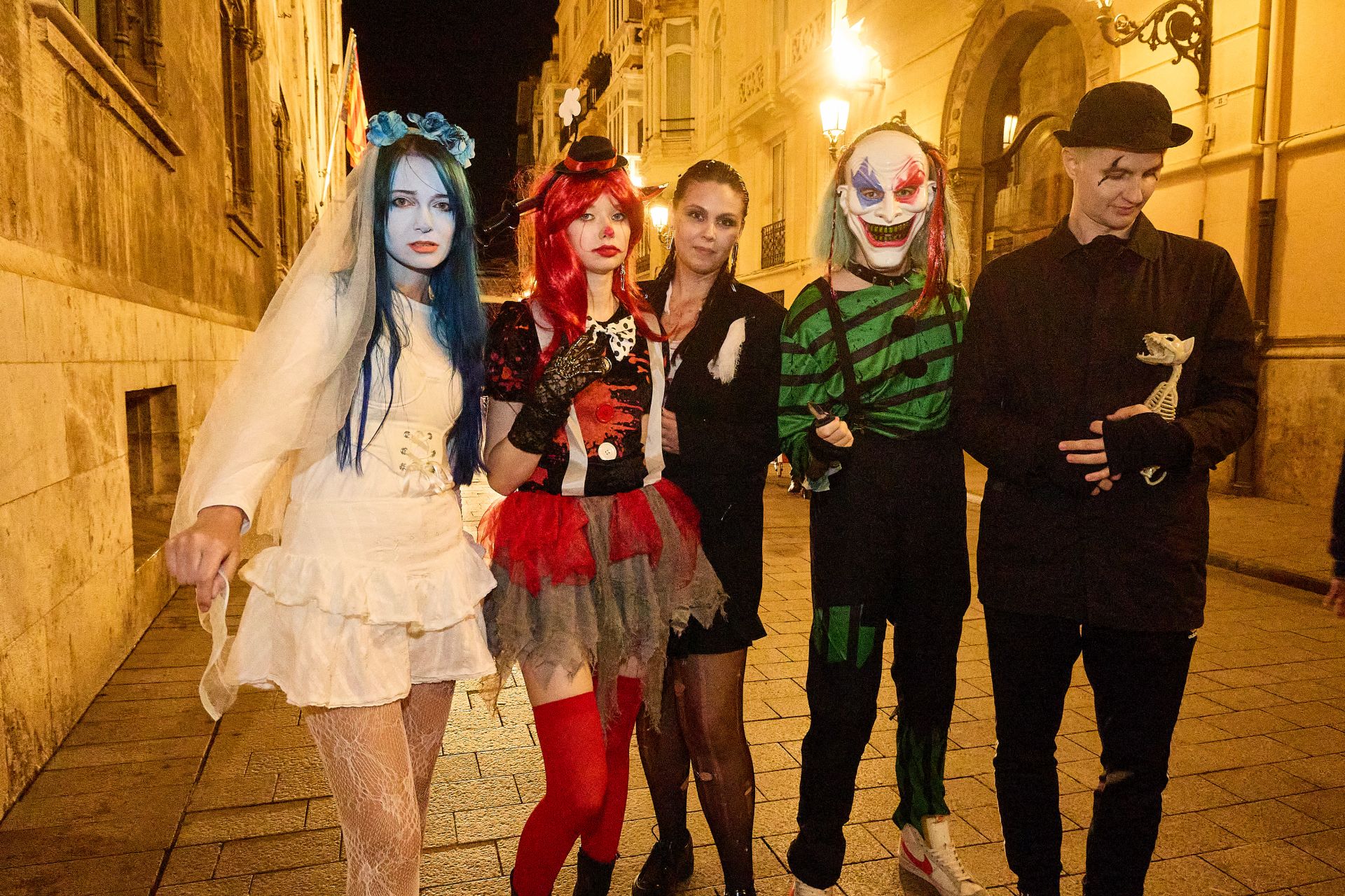 Valencia disfruta de Halloween en la noche más terrorífica del año