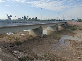 Río Magro a su paso por Algemesí.