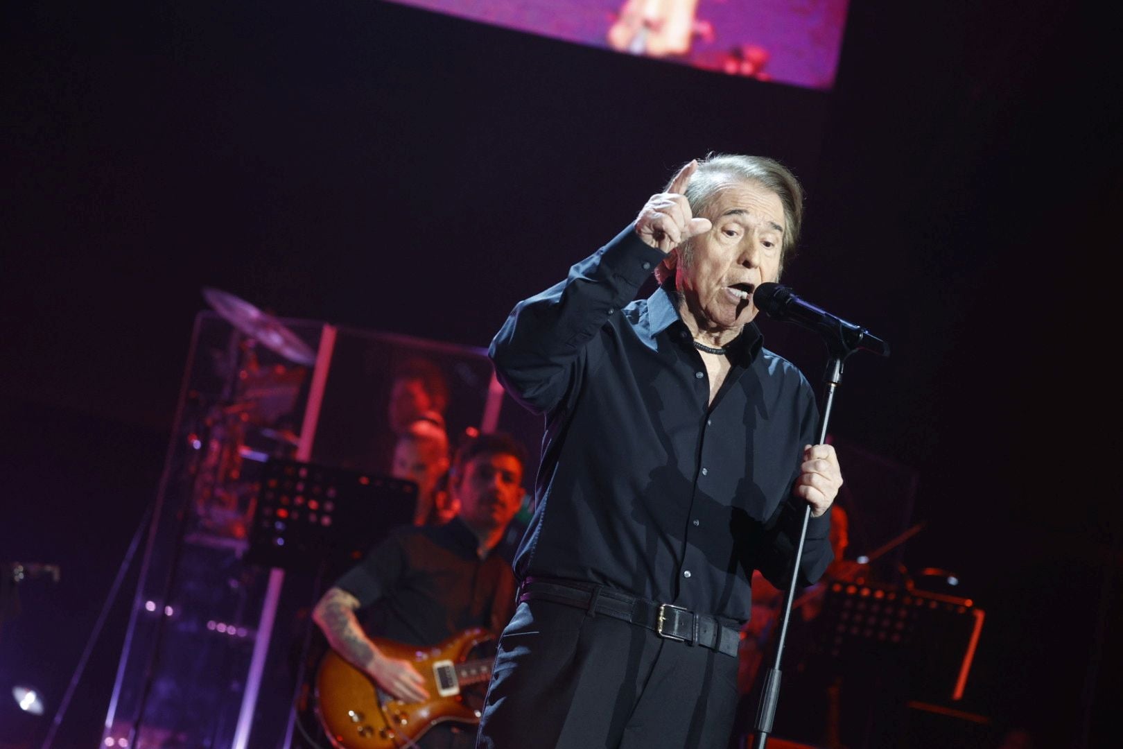 FOTOS | El Roig Arena disfruta con Raphael