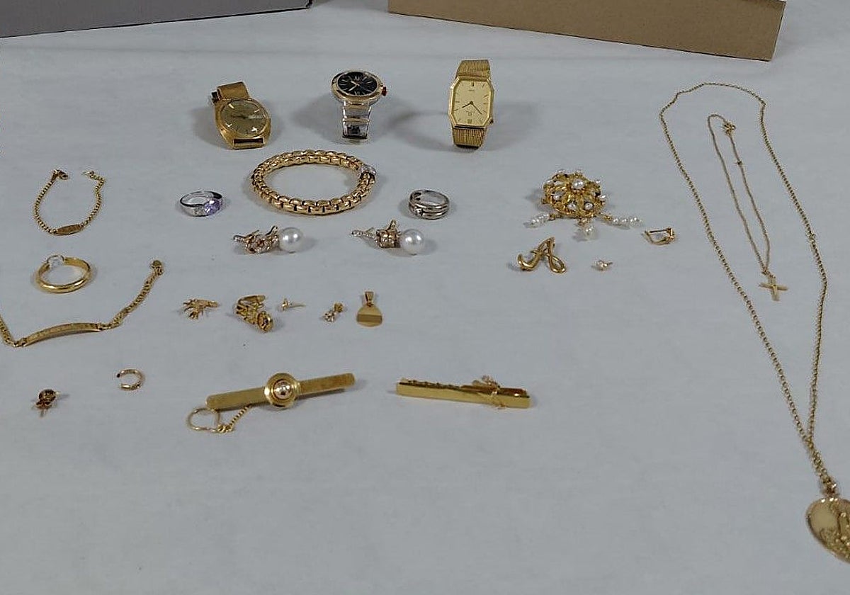 Objetos recuperados por la Policía Nacional.