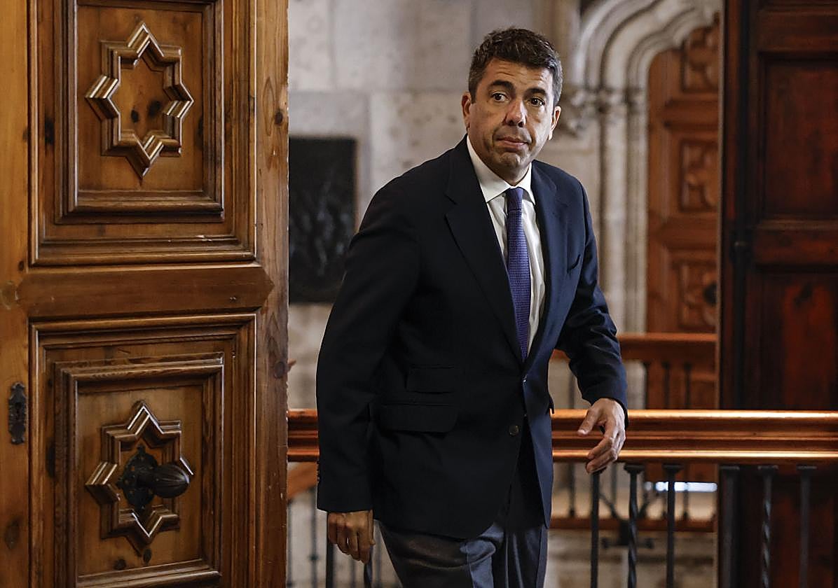 Carlos Mazón comparece este lunes para aclarar su futuro.