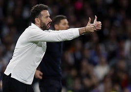 Corberán, durante el partido del Bernabéu