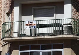 Un balcón de una casa en alquiler.