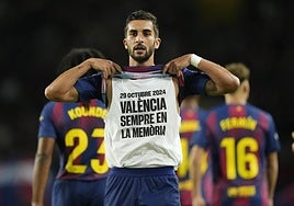 Ferran Torres, celebrando su gol con dedicatoria para los valencianos.