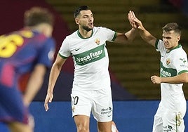 Rafa Mir, celebrando su gol ante el Barça.