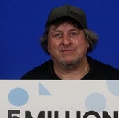 Un trabajador de la construcción de 64 años gana 12,5 millones: «Juego mis propios números, simplemente los elegí al azar hace años»