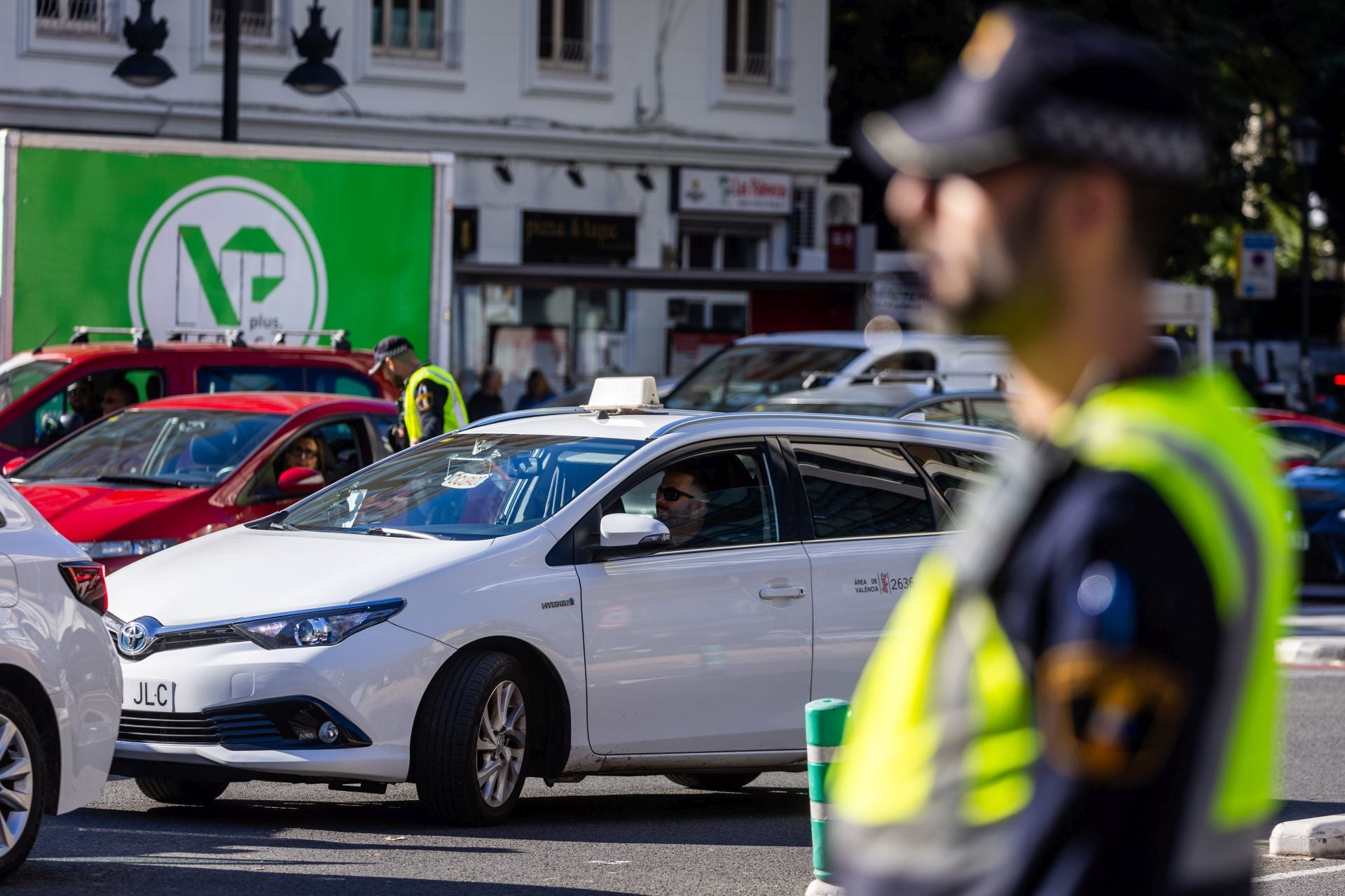 Fotos de la huelga de taxis en Valencia