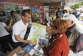 Puesto en la Feria de las Comarcas
