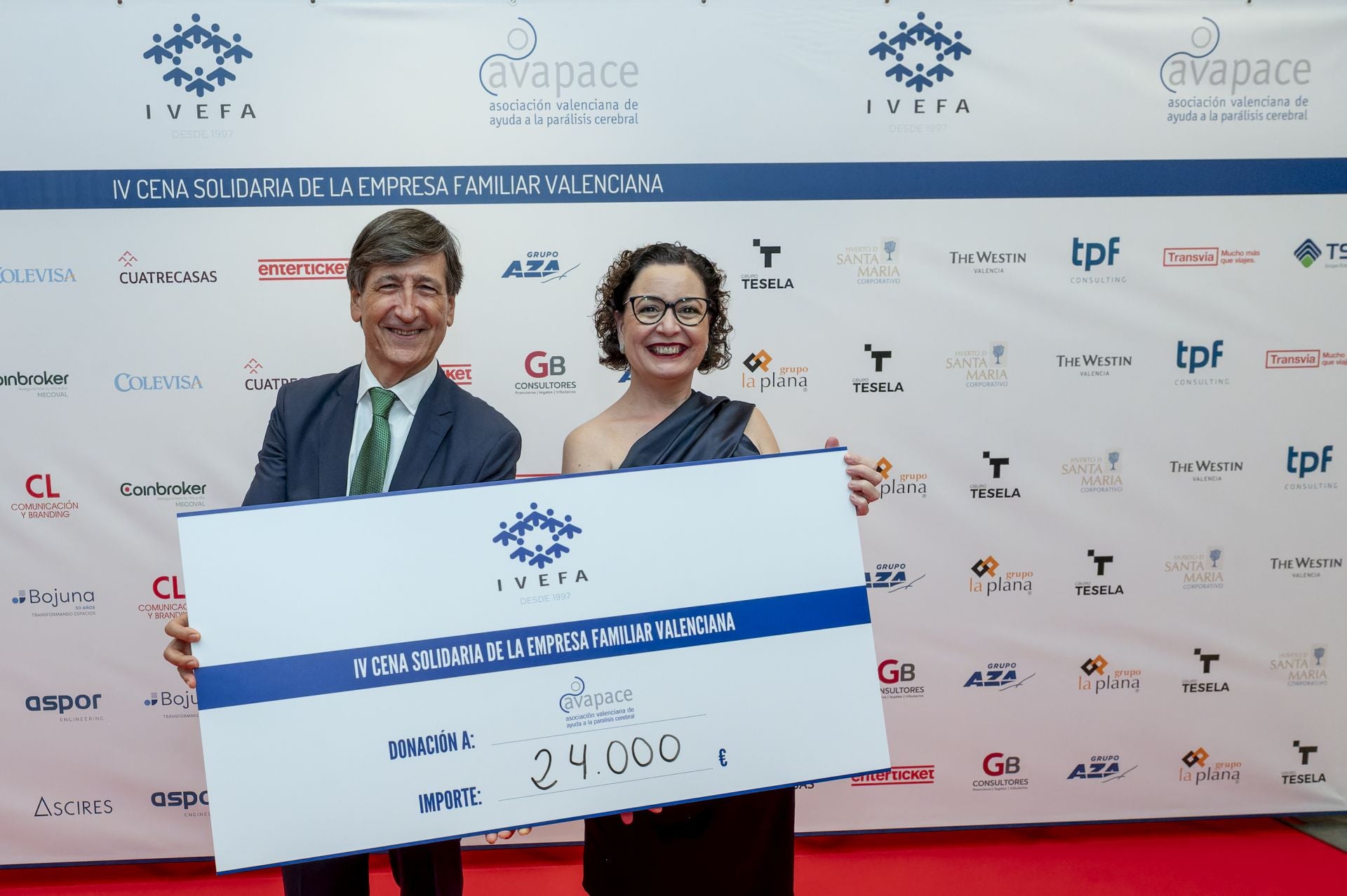 José Marquina, de Avapace, y Emi Boix, de Ivefa.