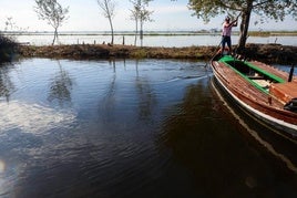 Las aguas negras en El Palmar.