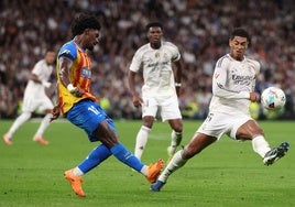 Thierry, en el partido del Bernabéu.
