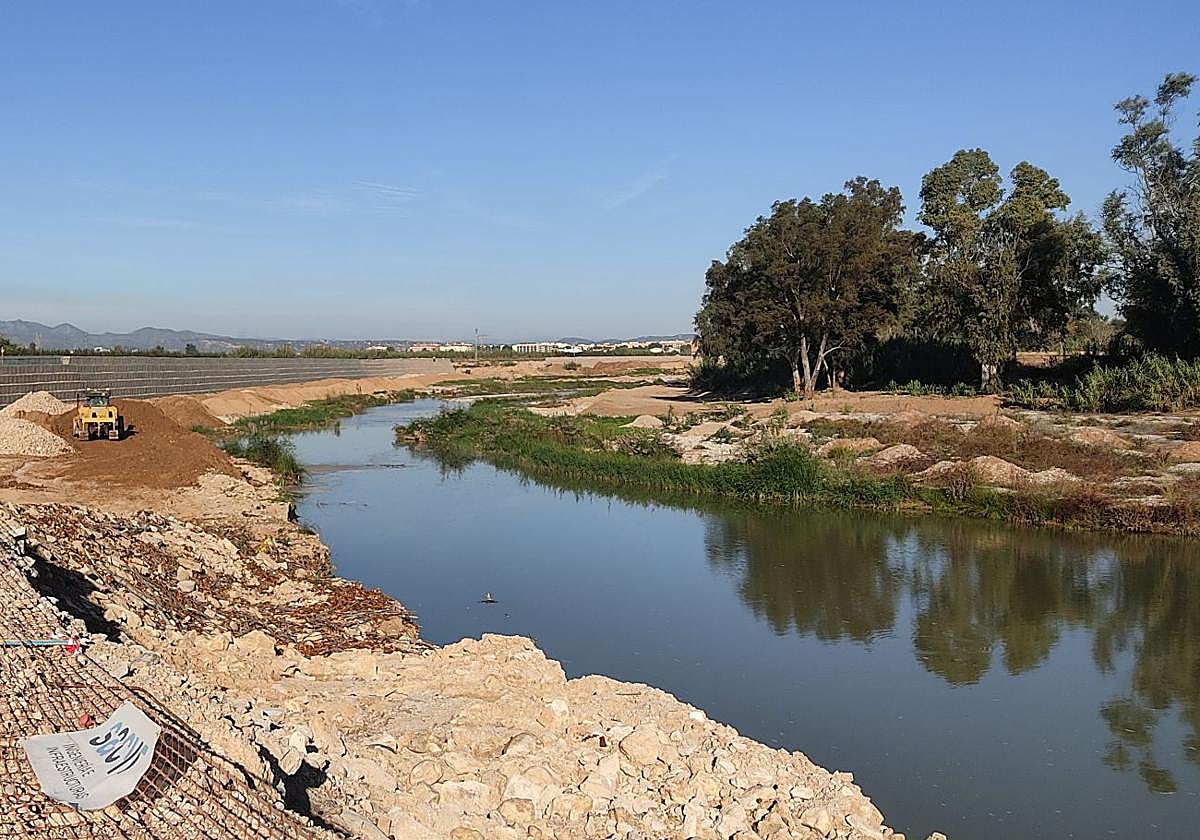 Río Magro a su paso por l'Alcúdia.