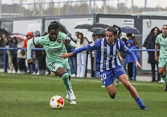 Un momento del partido del Alavés y del Levante.