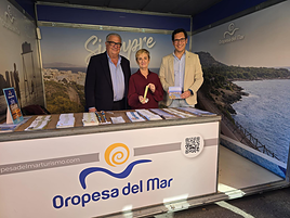 Presencia de Oropesa del Mar con estand propio de turismo en la Fira de Tots Sants de Cocentaina