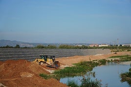 Obras de protección en la ribera del río Magro.