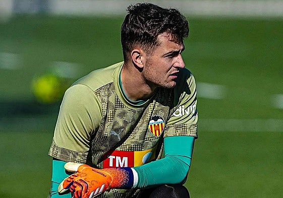 Julen Agirrezabala, en un entrenamiento.