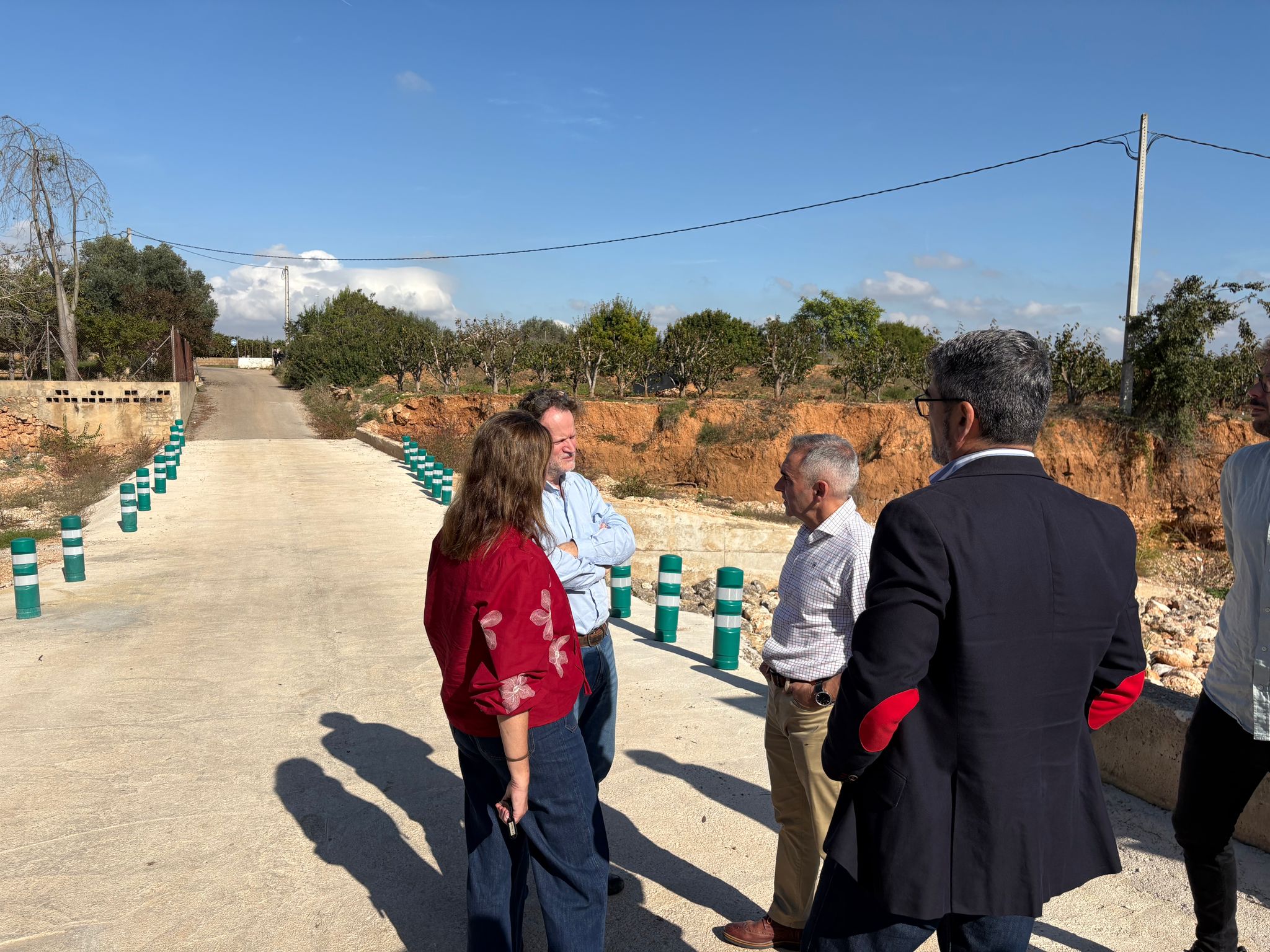 Visita a un camino de Llombai.