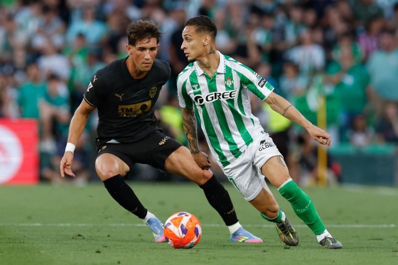 Jesús Vázquez y Antony en el partido de la temporada pasada.