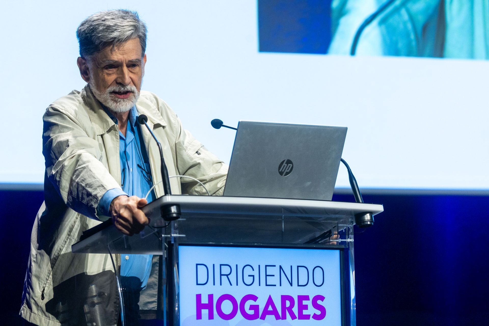 Claves sobre familia, salud y economía, en Dirigiendo Hogares