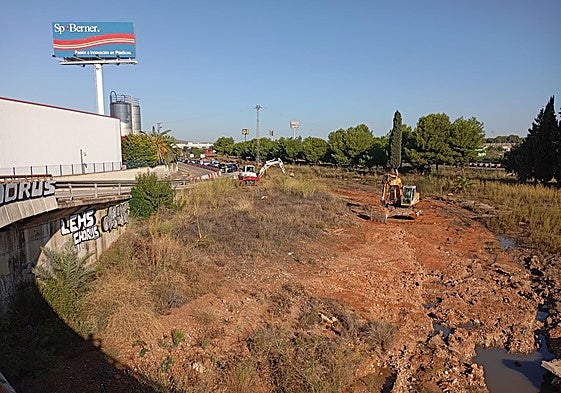 Tramo de la Saleta junto a la A-3 que será reformado.