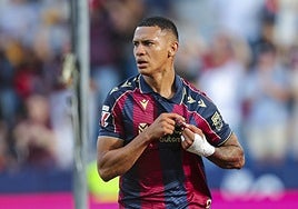 Kervin Arriaga celebra su gol ante el Celta.