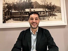 El alcalde de Ondara, José Ramiro, en su despacho.