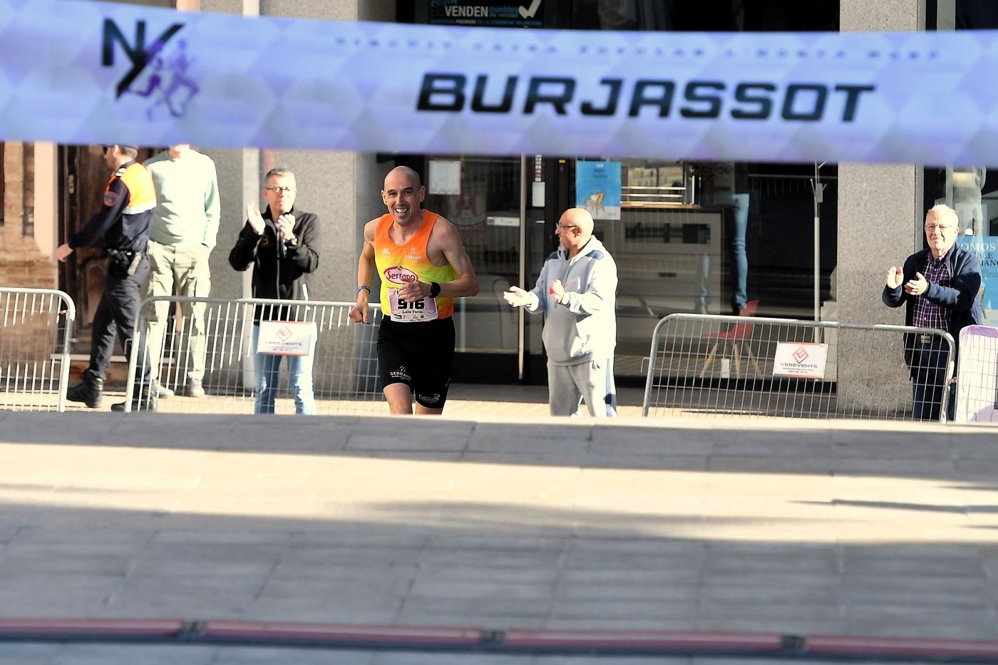 FOTOS | Búscate en la 8K de Burjassot 2025