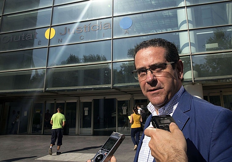 Bellver se revuelve contra el fiscal de Azud y pregunta qué novedad se ha producido en los últimos cuatro años