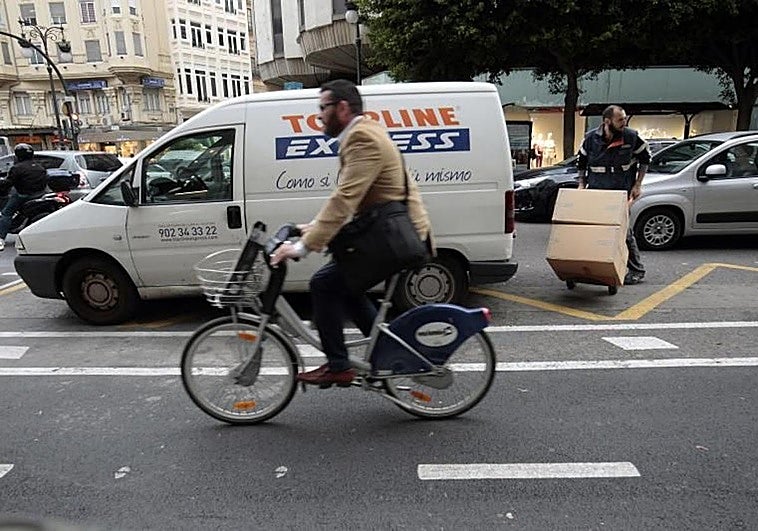 Ubicación de las 25 nuevas cámaras de visión artificial para vigilar las zonas de carga y descarga en Valencia