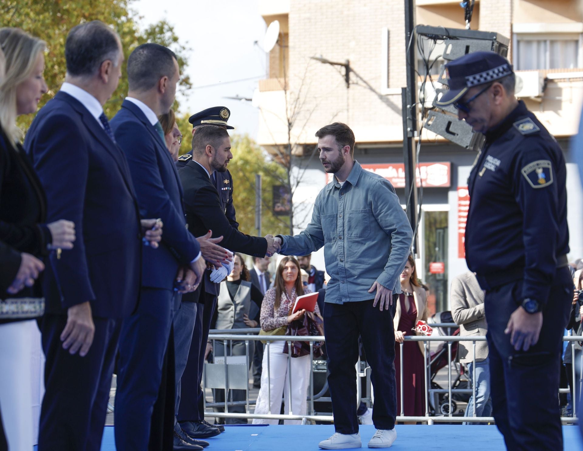 FOTOS | La Generalitat condecora a más de 500 polícias locales