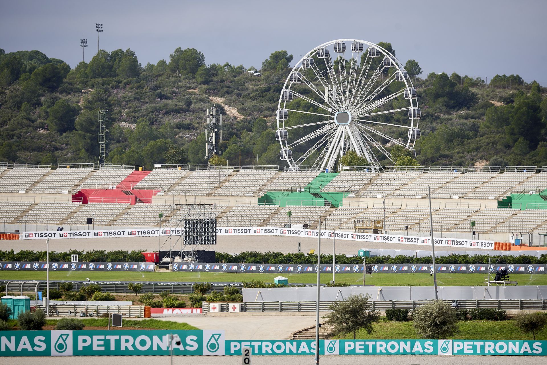 Fotos de ambiente en el GP Cheste 2025