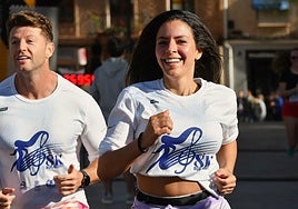 Una corredora, en la 8K de Burjassot.