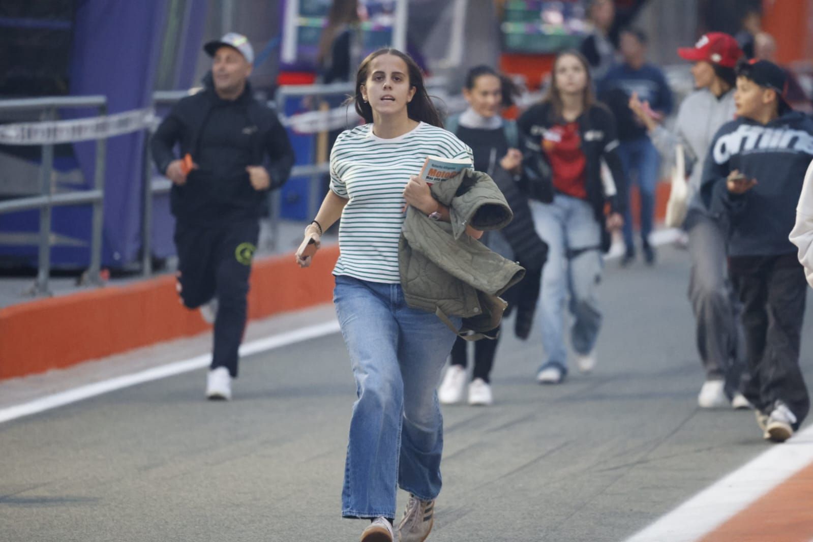 Fotos de ambiente en el GP Cheste 2025