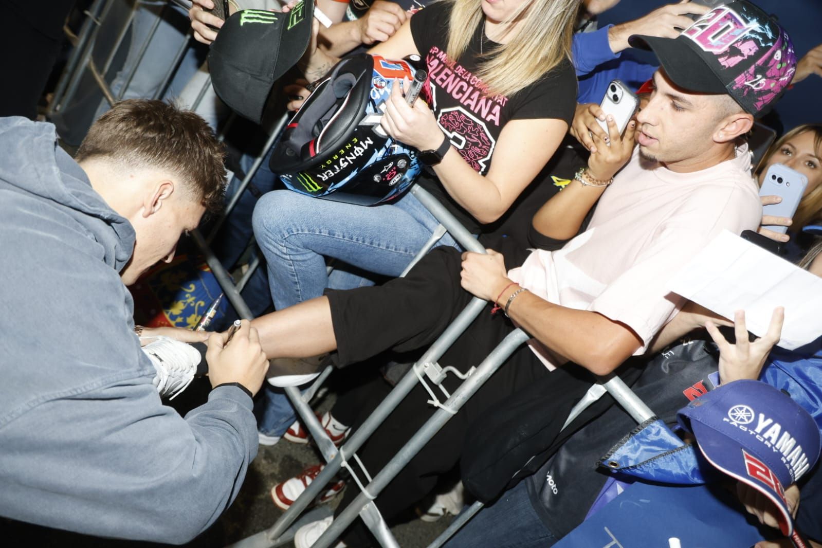 Fotos de ambiente en el GP Cheste 2025