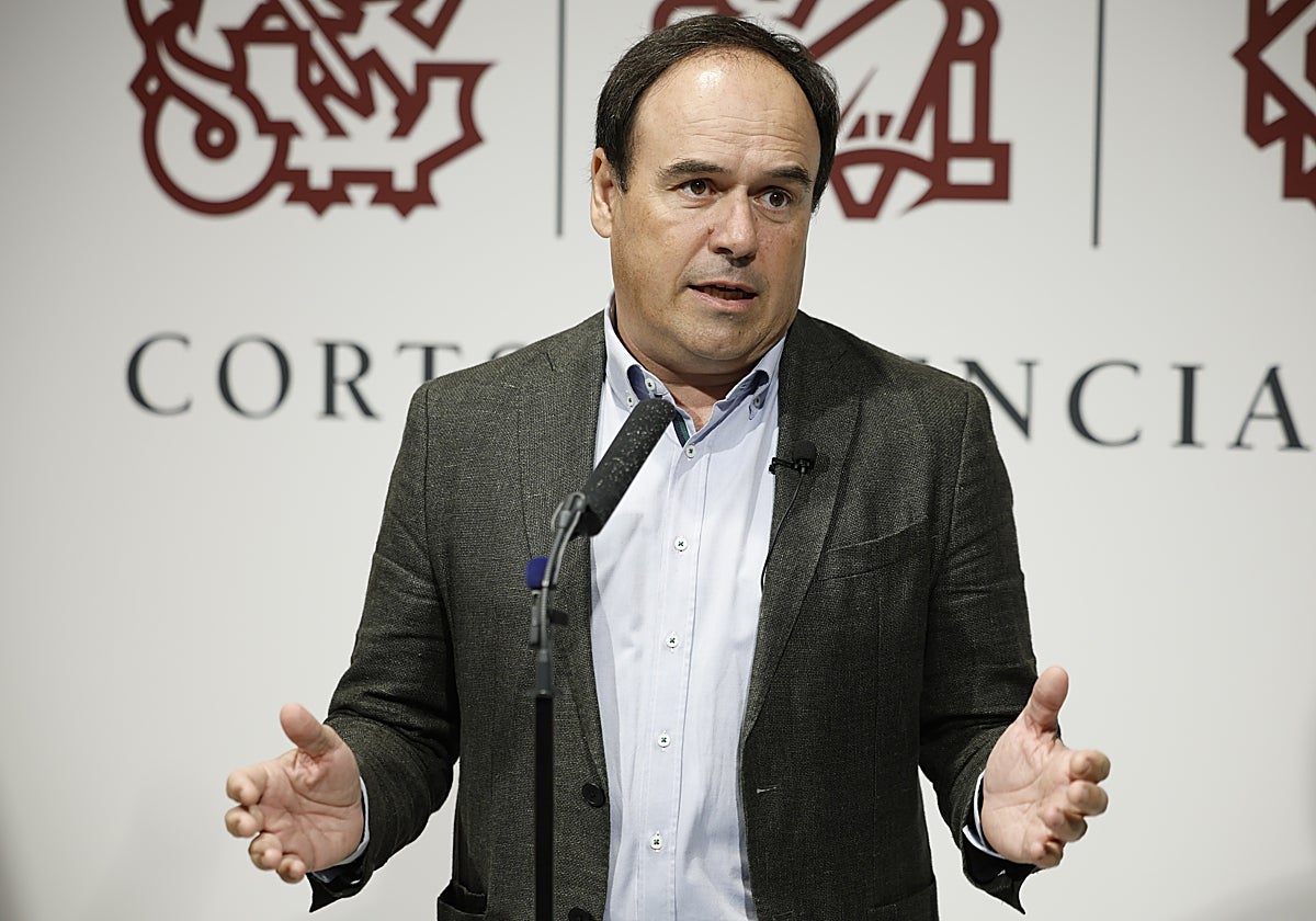 Pérez Llorca desvela que se ha reunido hoy con Vox: «Hay buena sintonía»