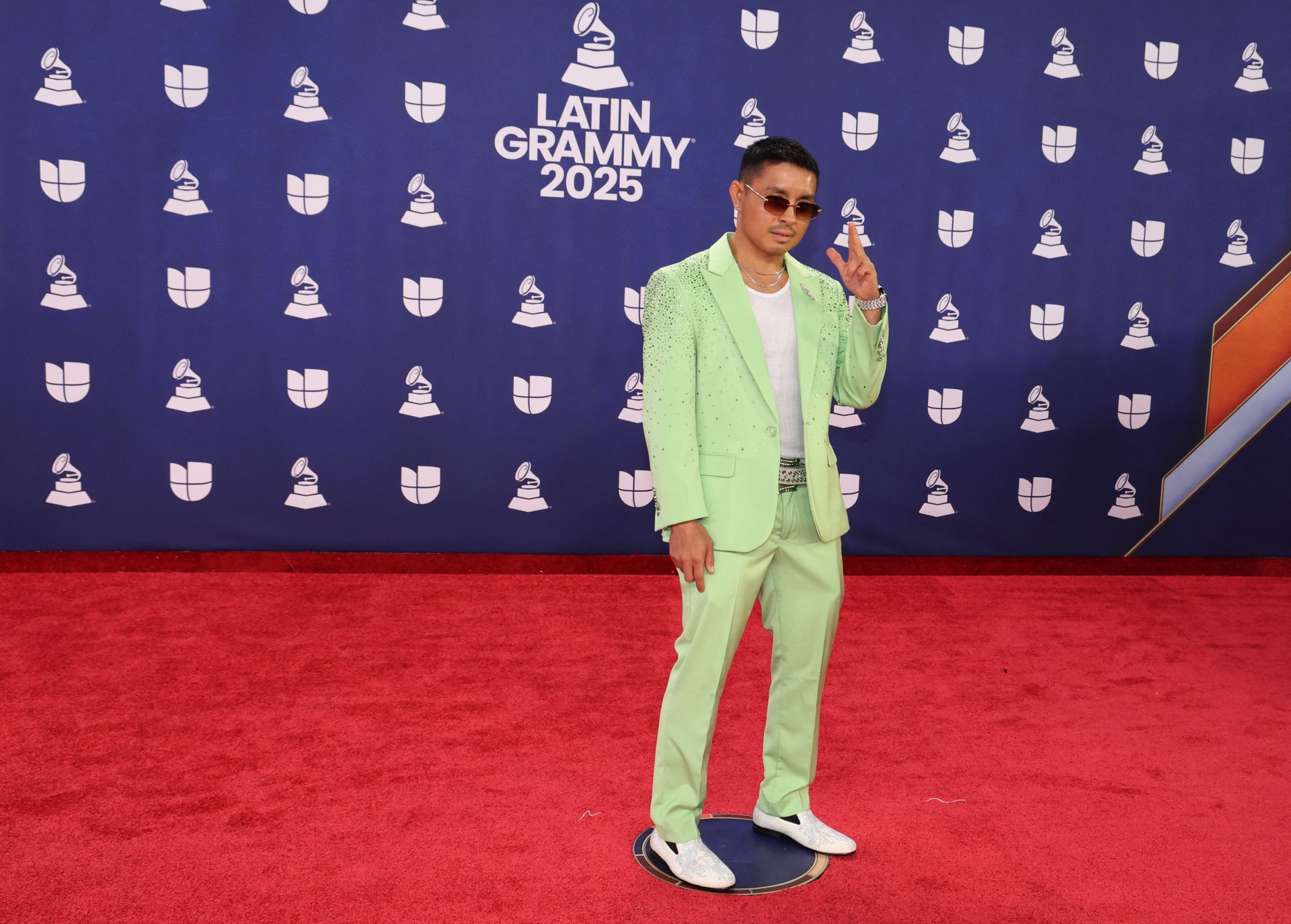 Los looks más impactantes de la alfombra roja de los Latin Grammy 2025