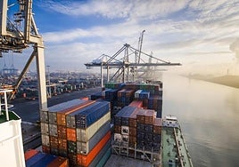 Contenedores en el puerto de Rotterdam.